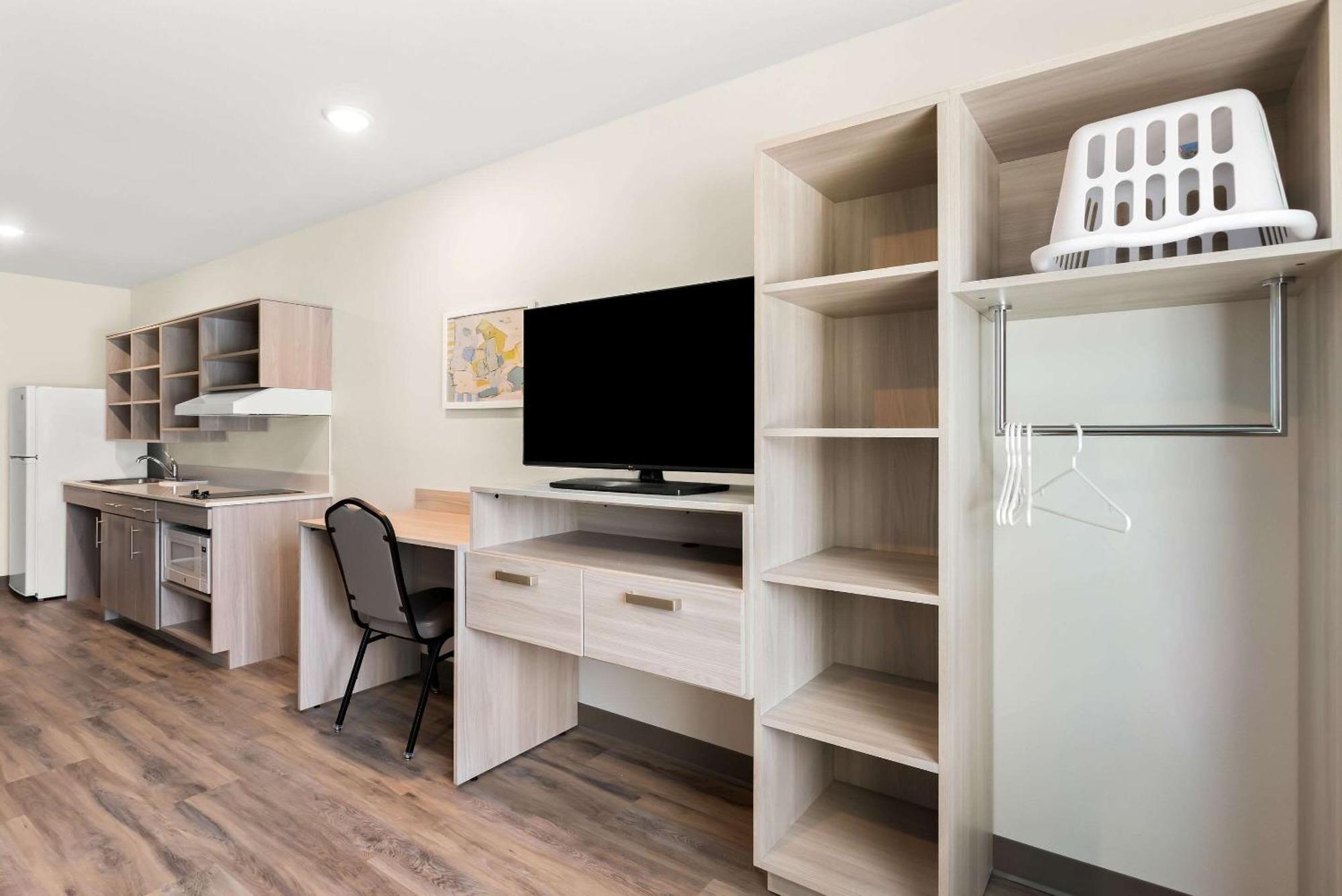 Woodspring Suites Savannah West Chatham Parkway מראה חיצוני תמונה