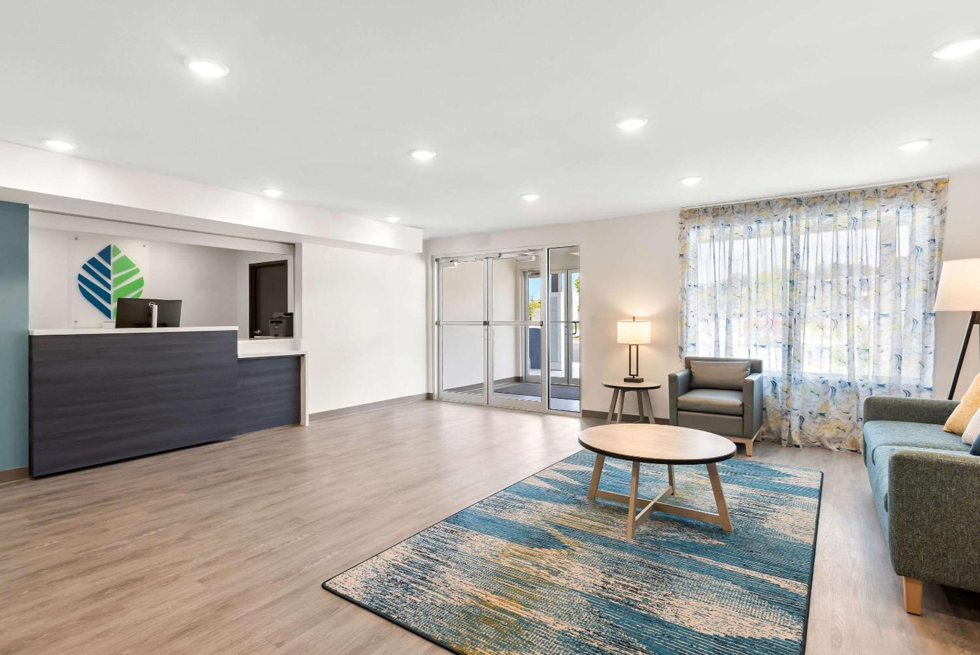 Woodspring Suites Savannah West Chatham Parkway מראה חיצוני תמונה